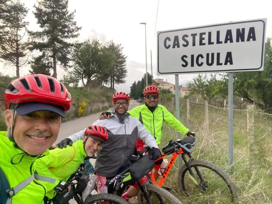Casa Vacanze Twentymiles Castellana Sicula