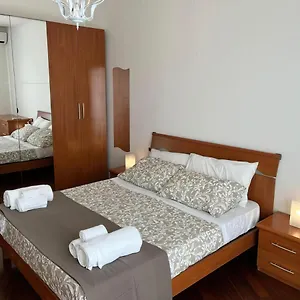 https://al54-apartment.it-lombardy.com