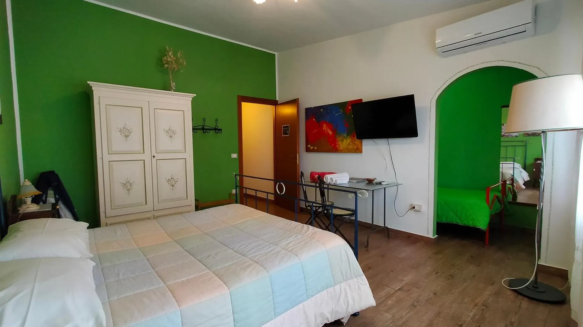 Casa Vacanze Twentymiles Castellana Sicula Italy